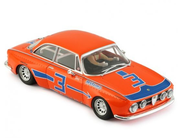 Revo Slot 1/32 Alfa Romeo Giulia GTA Nr. 3